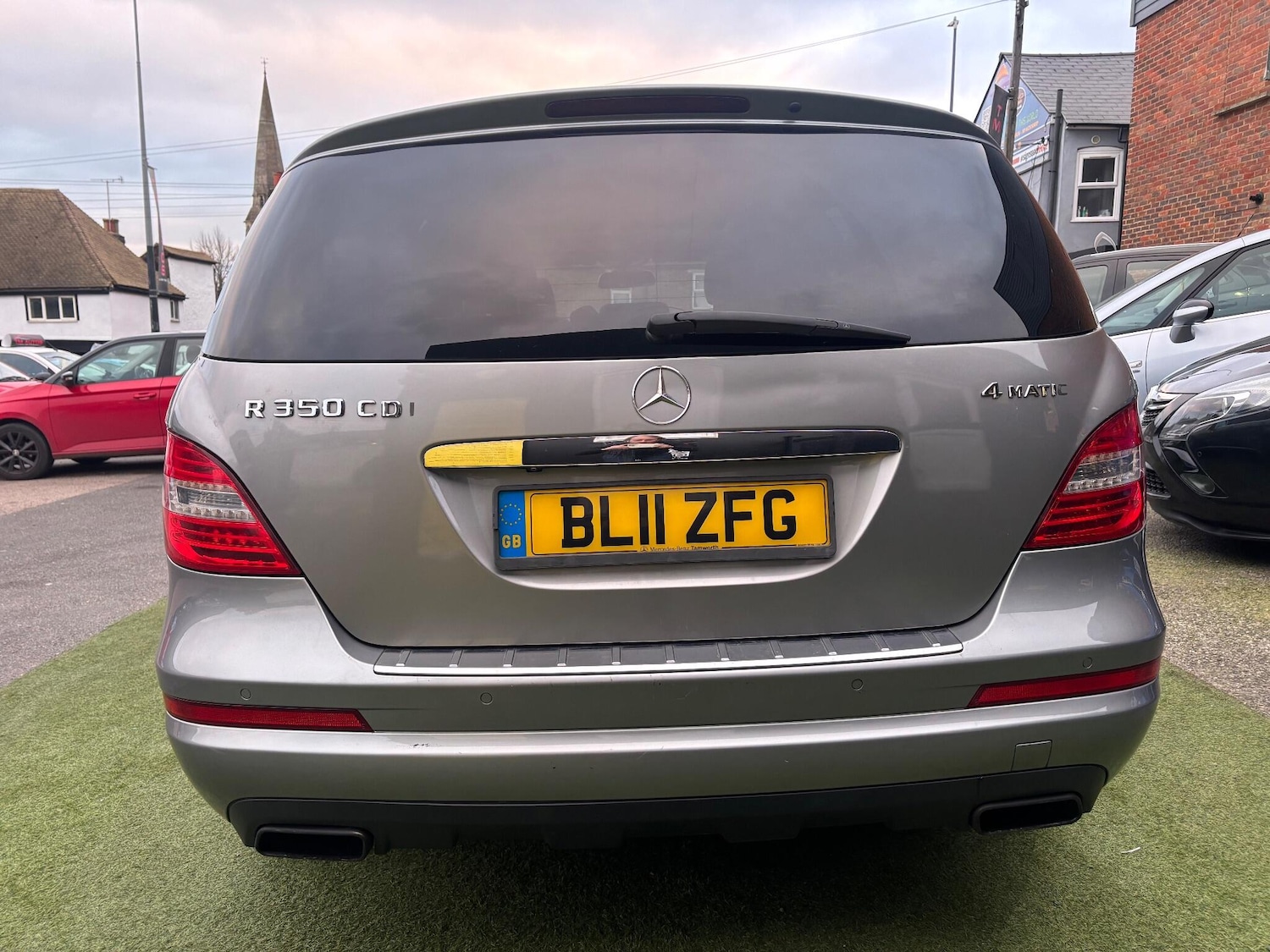 Used Mercedes-Benz R Class 2011 for sale - 76648113: Photo 6