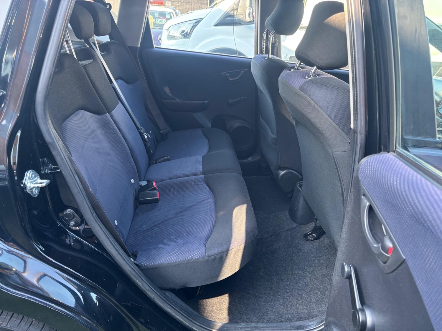 Used Honda Jazz 2014 for sale - 77951717: Photo 11