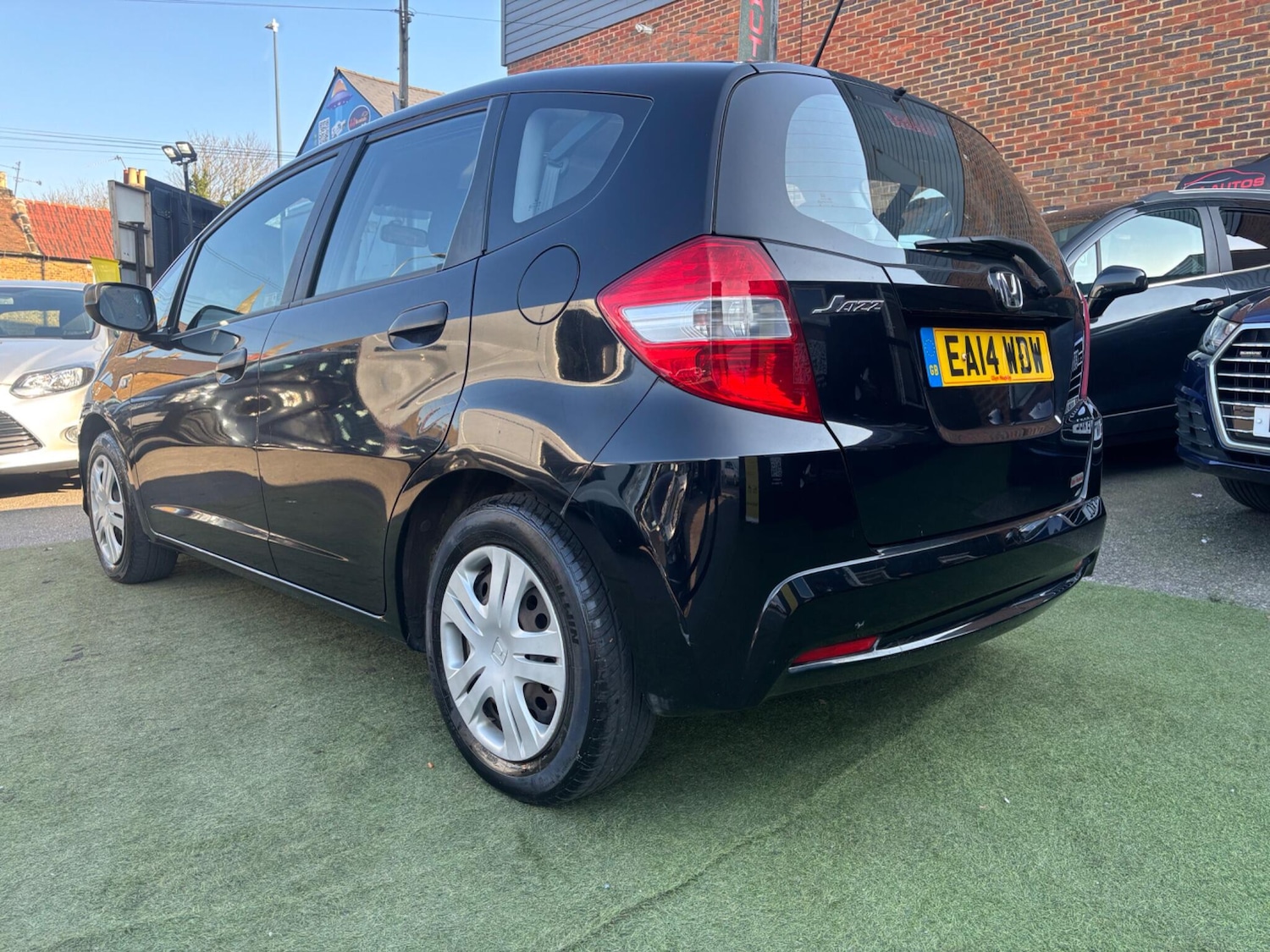 Used Honda Jazz 2014 for sale - 77951717: Photo 7