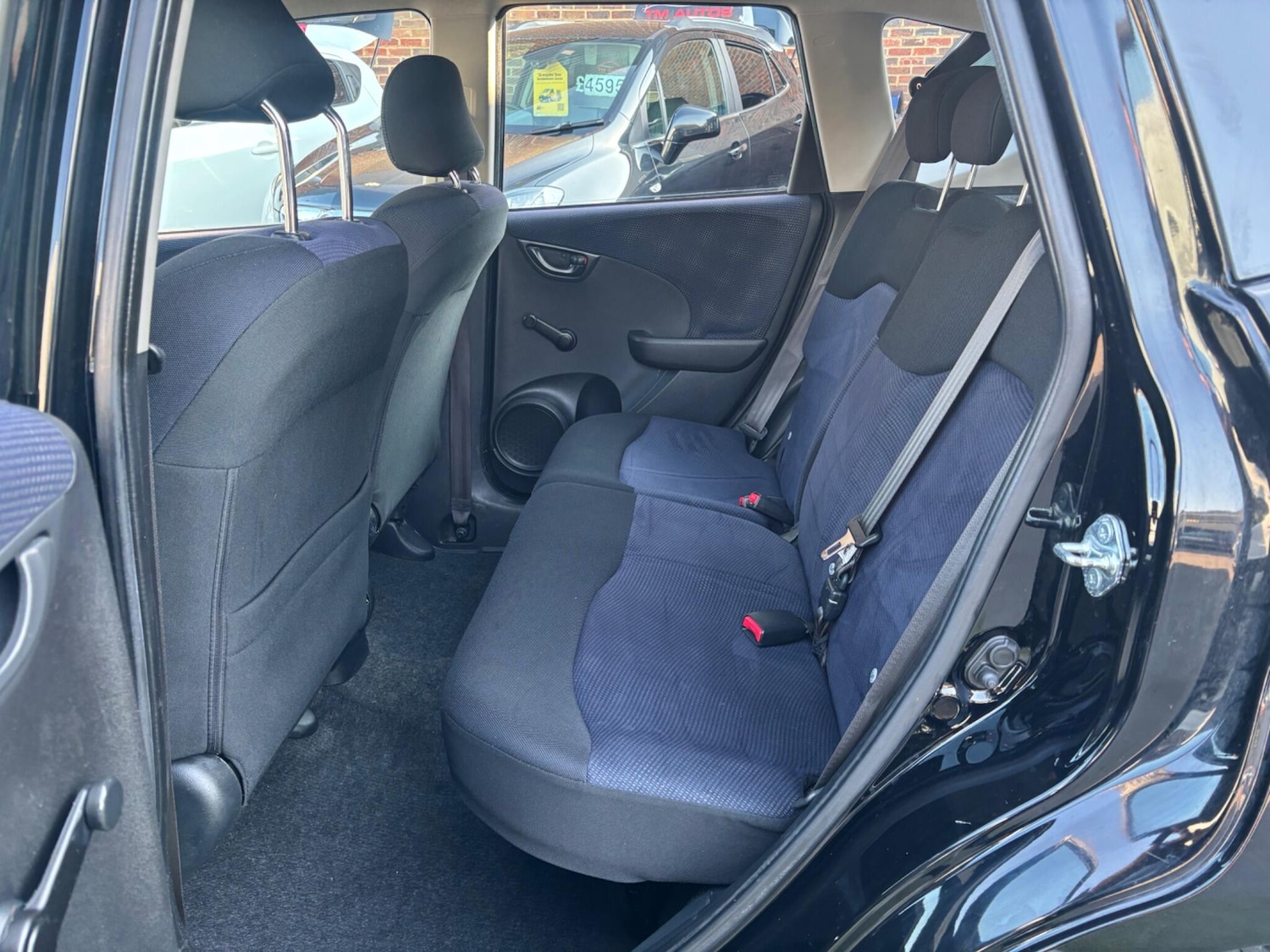 Used Honda Jazz 2014 for sale - 77951717: Photo 9