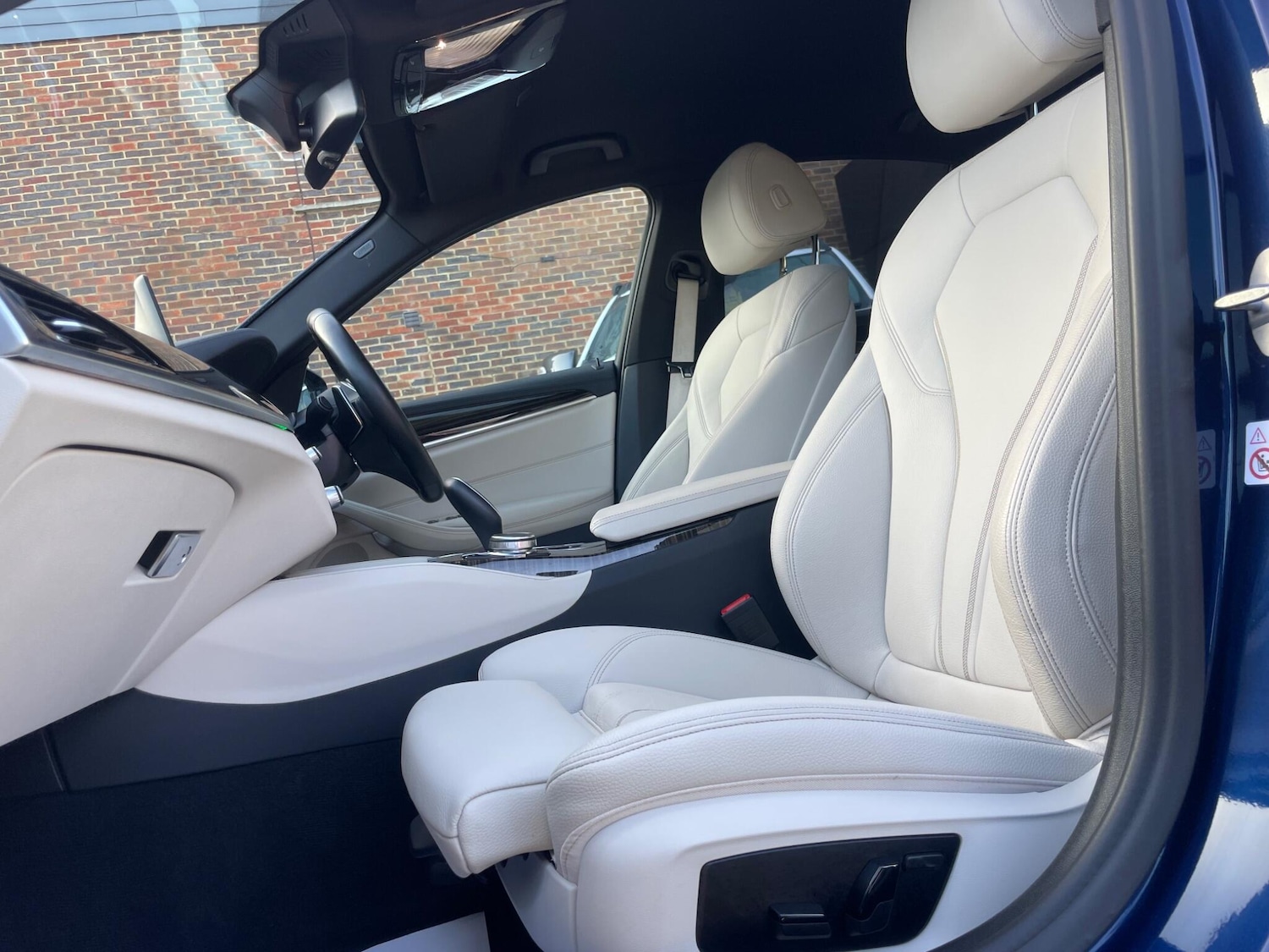 Used BMW 5 Series 2018 for sale - 78064985: Photo 23