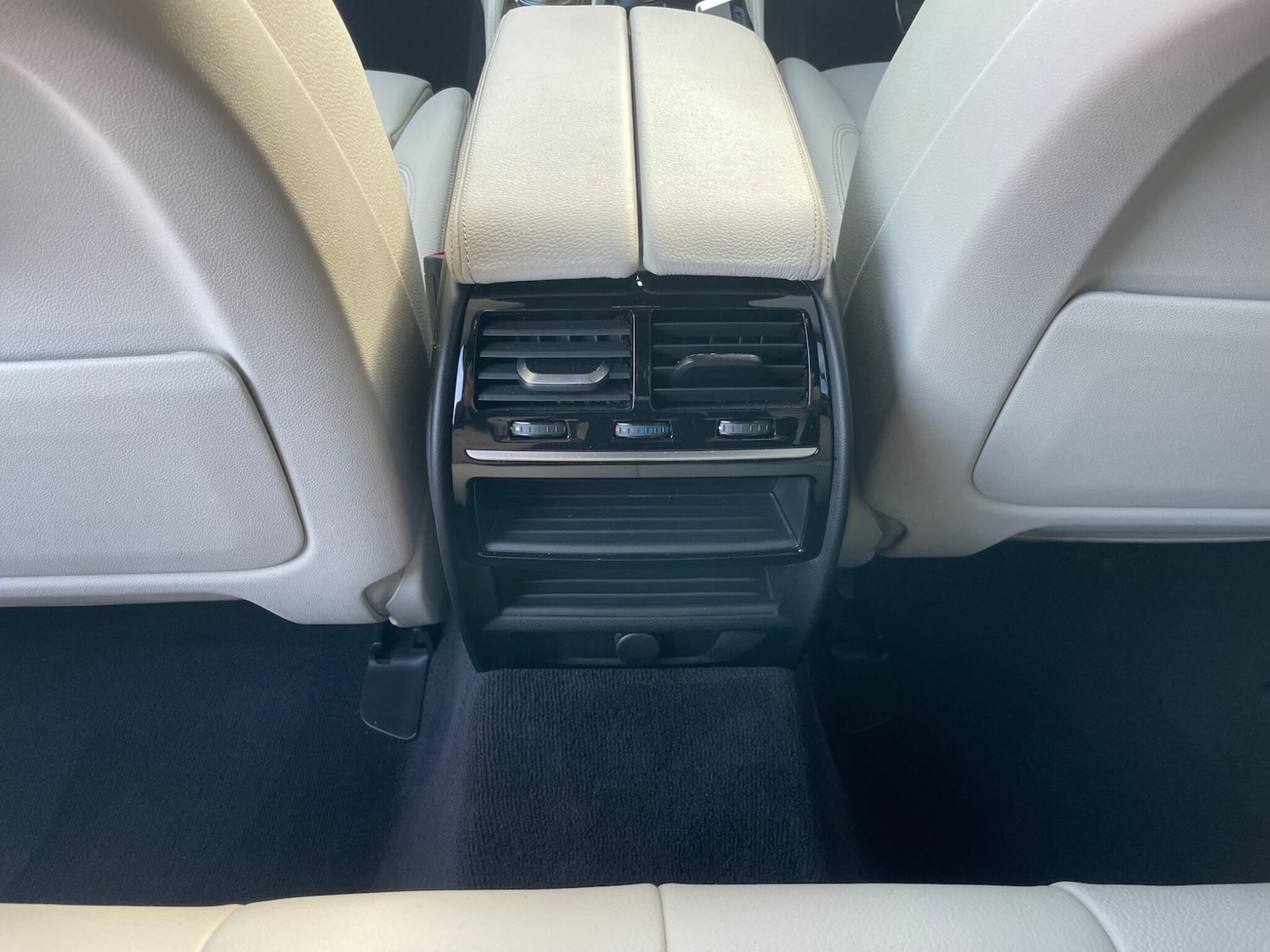 Used BMW 5 Series 2018 for sale - 78064985: Photo 28