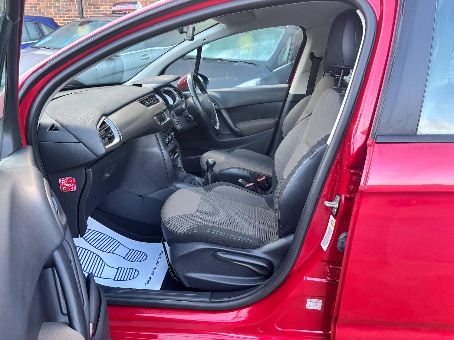 Used Citroen C3 2014 for sale - 76892347: Photo 10