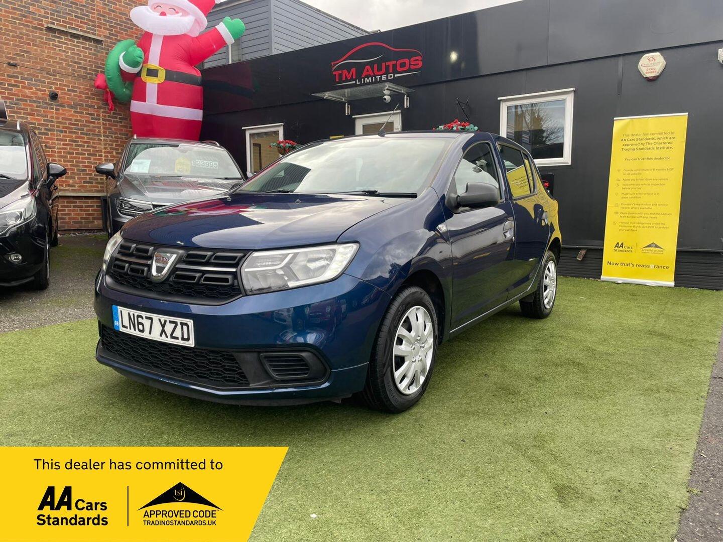 Used Dacia Sandero 2017 for sale - 76922663: Photo 1