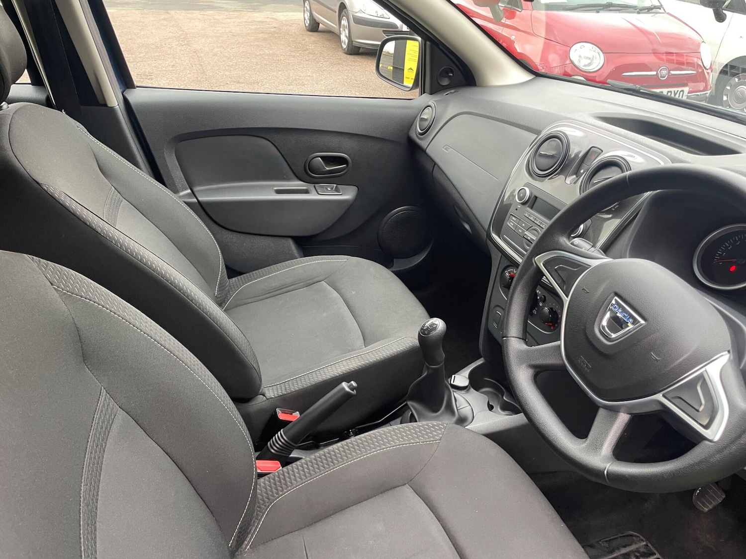 Used Dacia Sandero 2017 for sale - 76922663: Photo 18