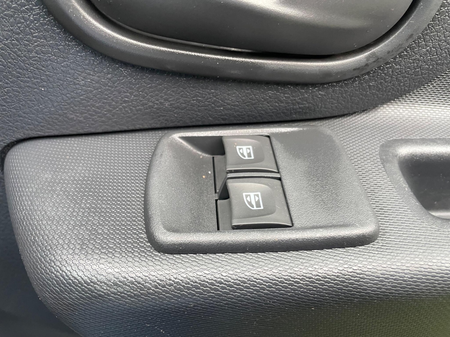 Used Dacia Sandero 2017 for sale - 76922663: Photo 23