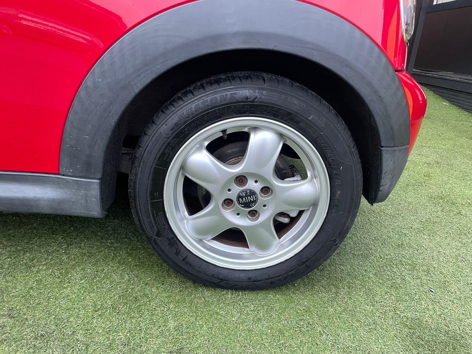 Used MINI Convertible 2009 for sale - 77555421: Photo 15