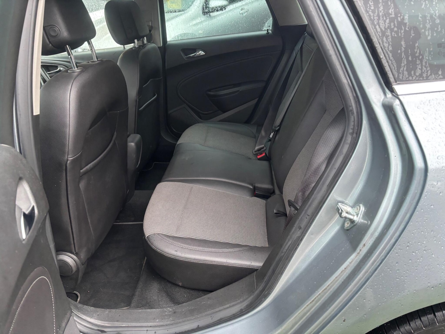 Used Vauxhall Astra 2013 for sale - 77283125: Photo 15