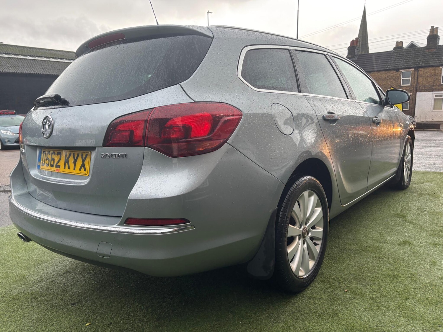 Used Vauxhall Astra 2013 for sale - 77283125: Photo 6