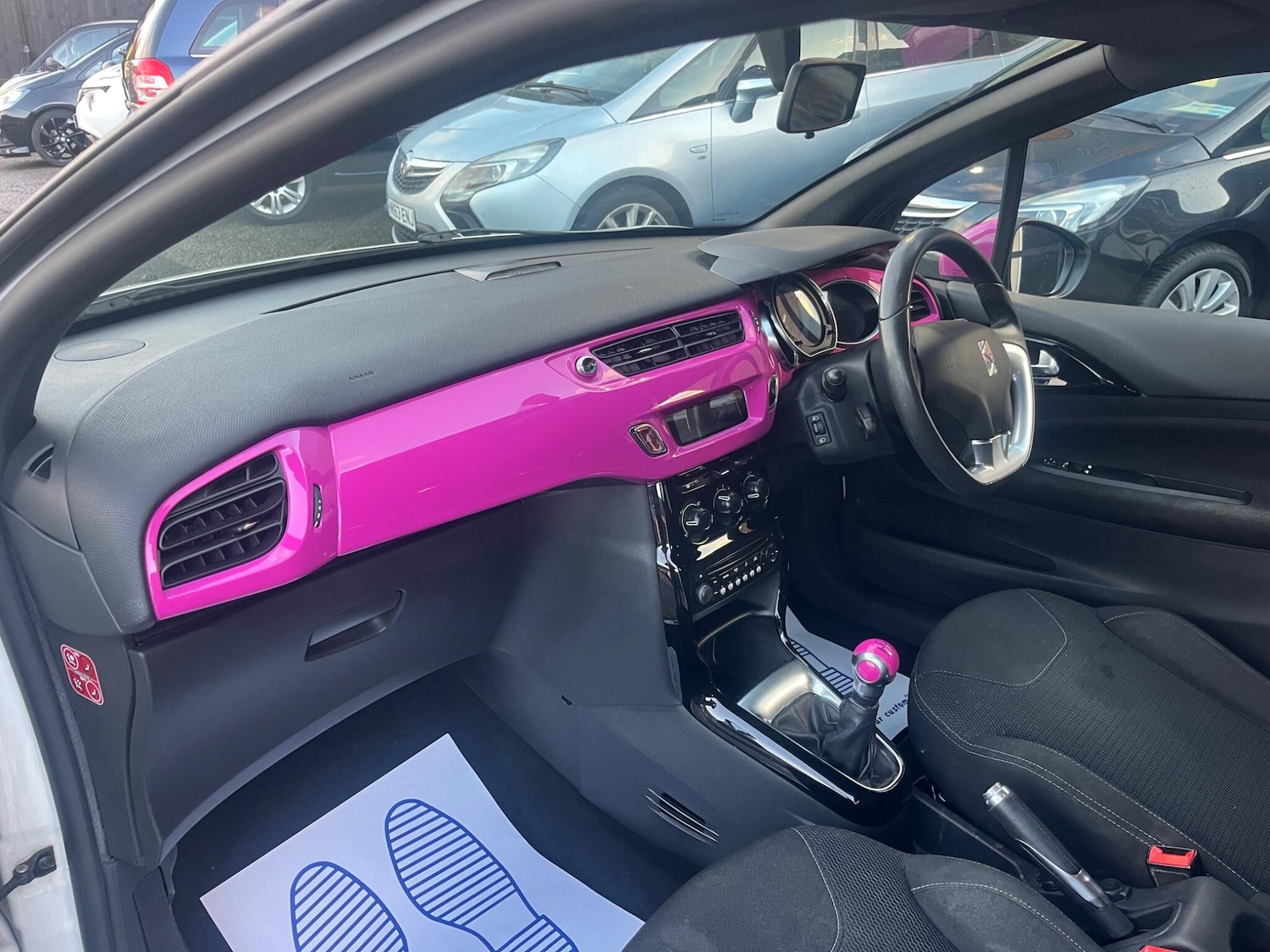 Used Citroen DS3 2014 for sale - 76670495: Photo 14