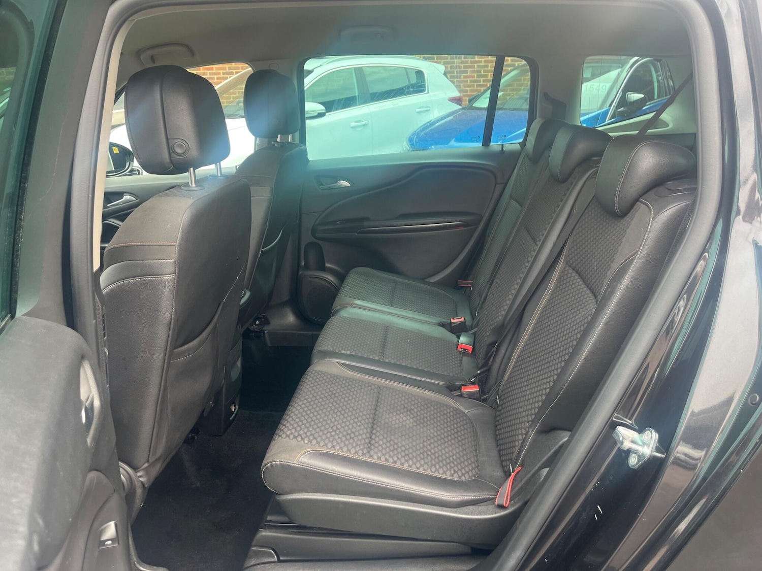 Used Vauxhall Zafira Tourer 2015 for sale - 76426309: Photo 11