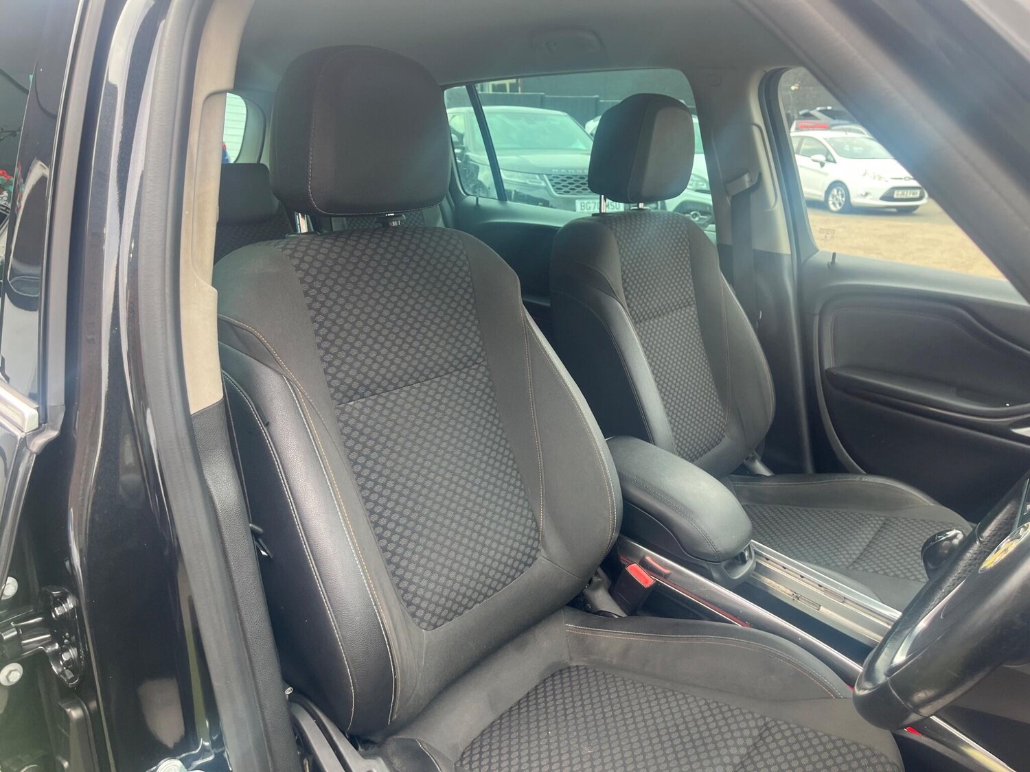 Used Vauxhall Zafira Tourer 2015 for sale - 76426309: Photo 12