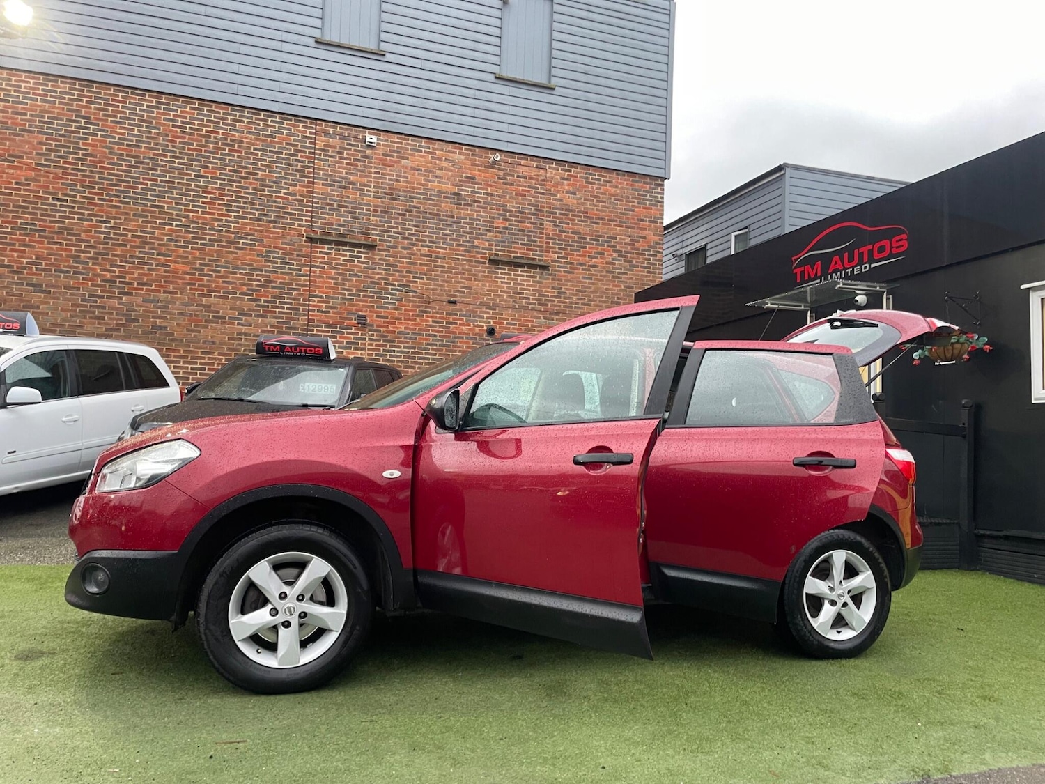 Used Nissan Qashqai 2010 for sale - 77552499: Photo 12