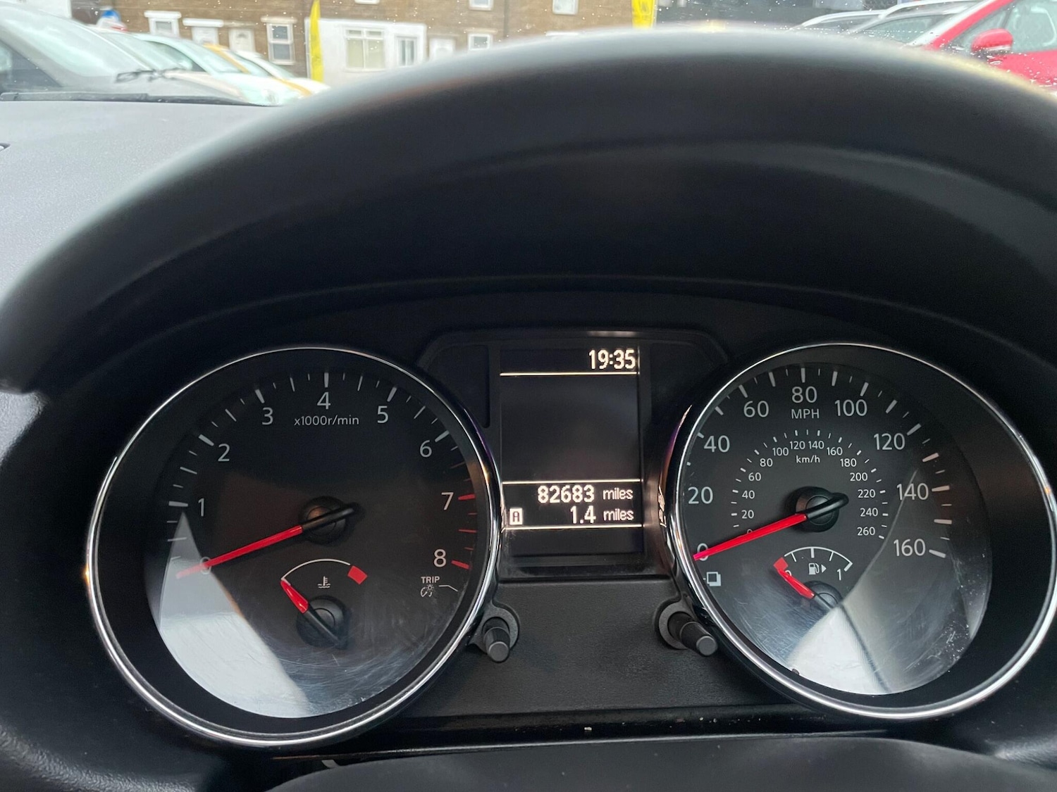 Used Nissan Qashqai 2010 for sale - 77552499: Photo 25