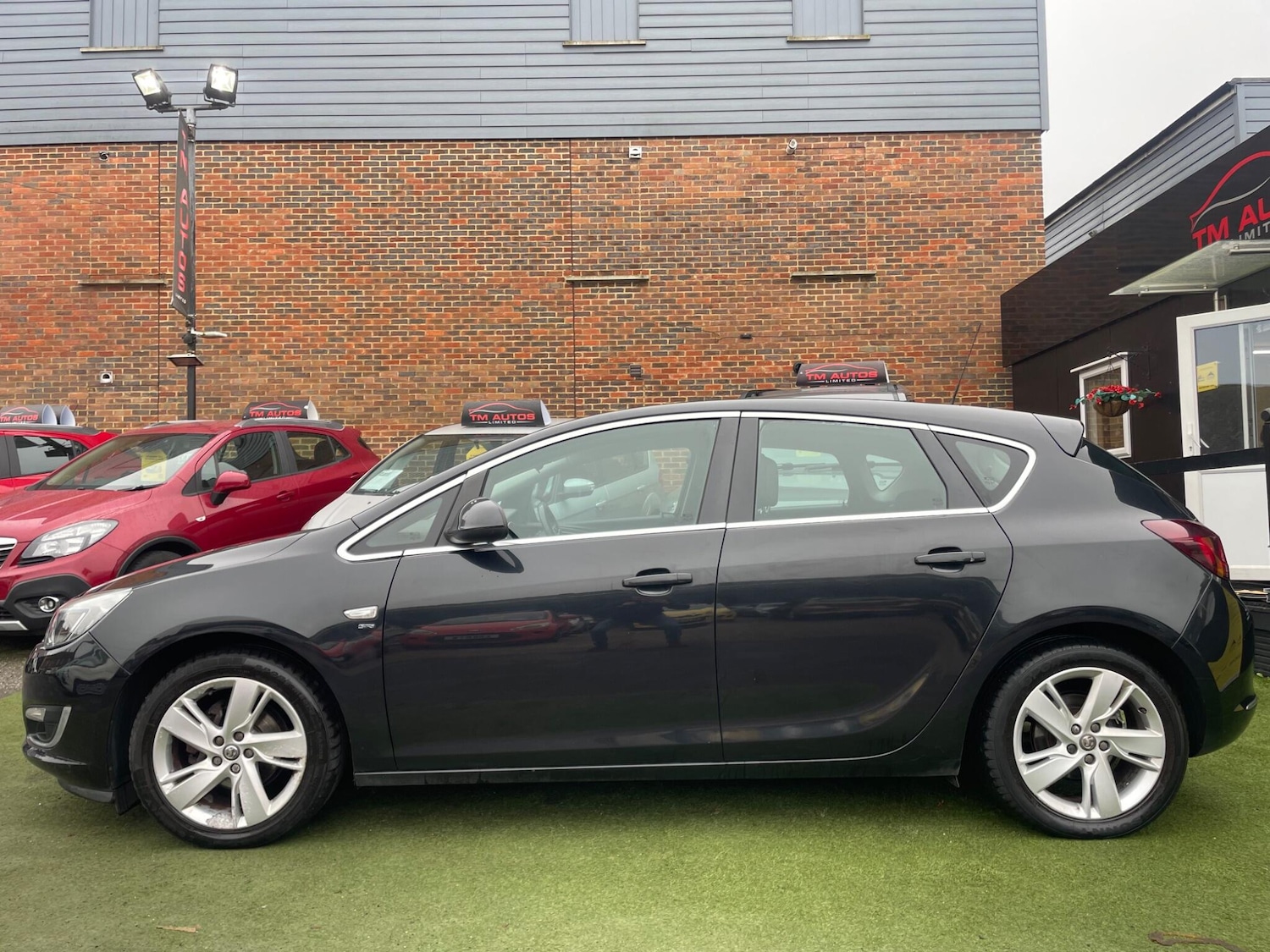 Used Vauxhall Astra 2013 for sale - 77795205: Photo 9