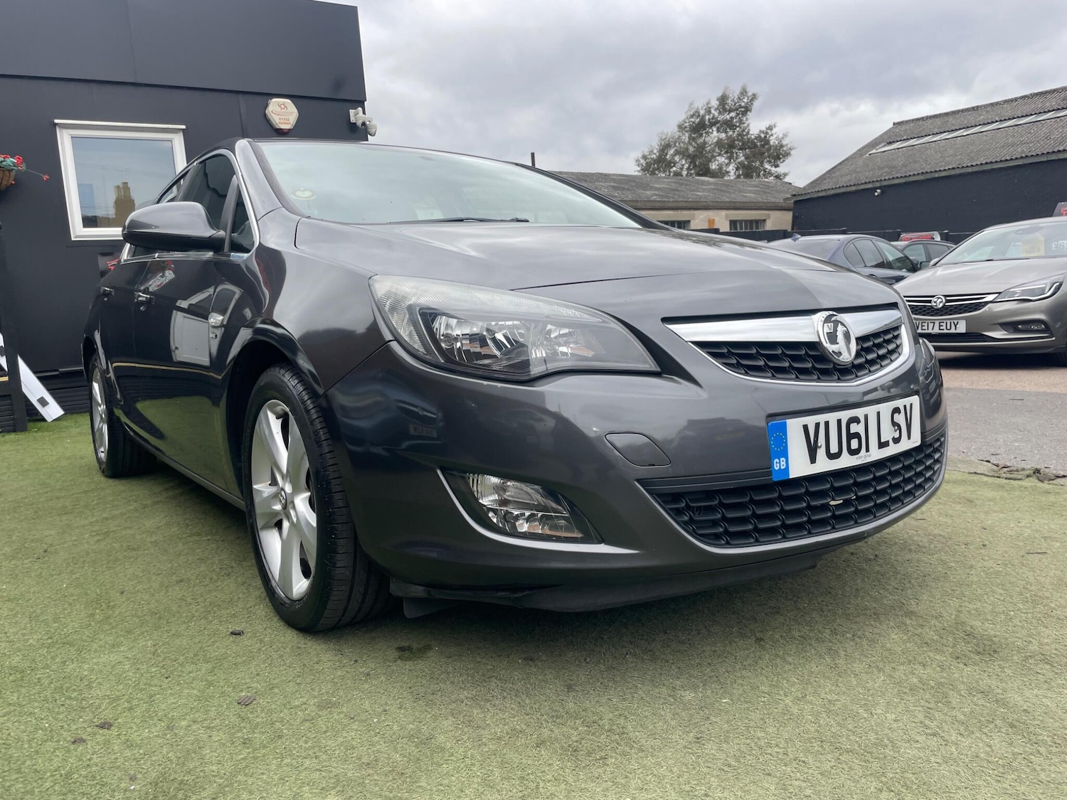 Used Vauxhall Astra 2012 for sale - 78064981: Photo 3