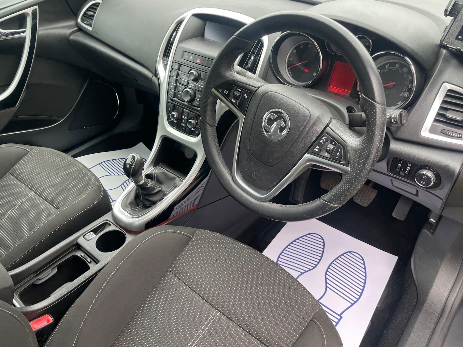 Used Vauxhall Astra 2012 for sale - 78064981: Photo 9