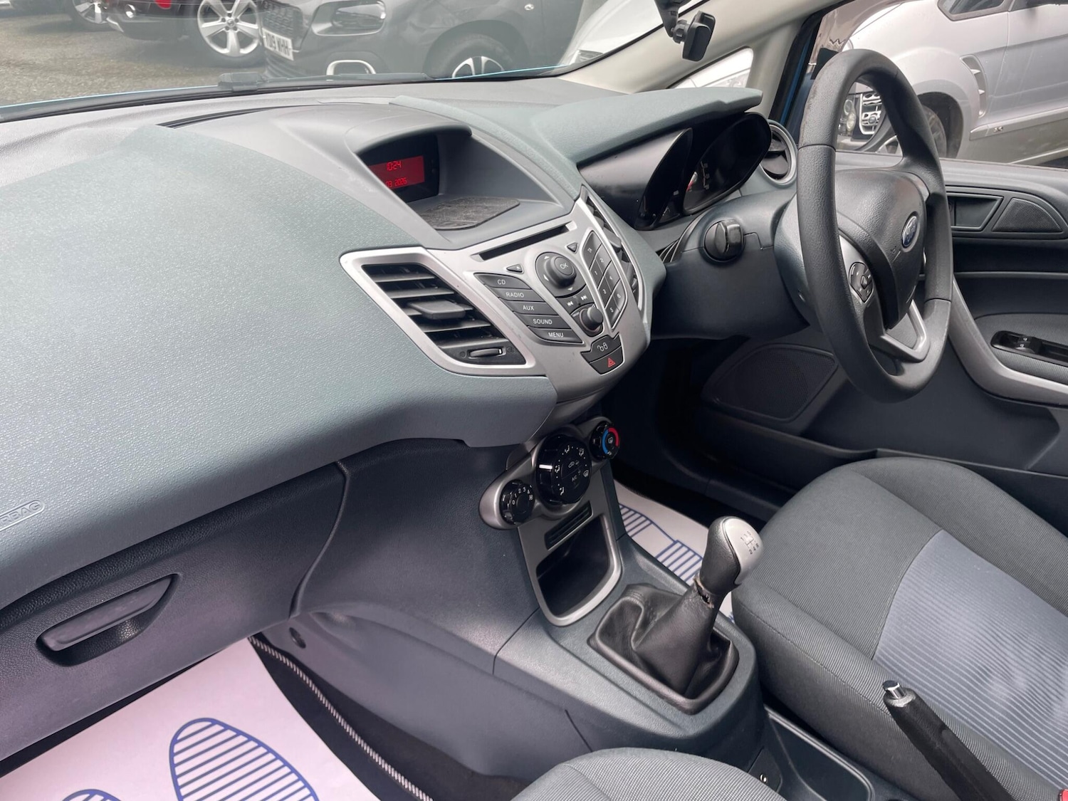 Used Ford Fiesta 2011 for sale - 77810294: Photo 16