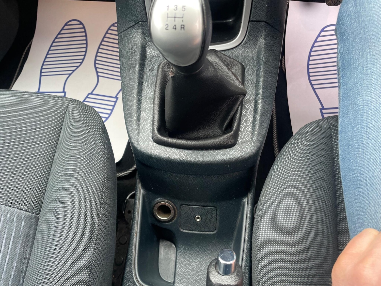 Used Ford Fiesta 2011 for sale - 77810294: Photo 21