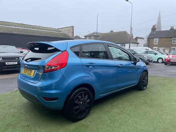 Used Ford Fiesta 2011 for sale - 77810294: Photo