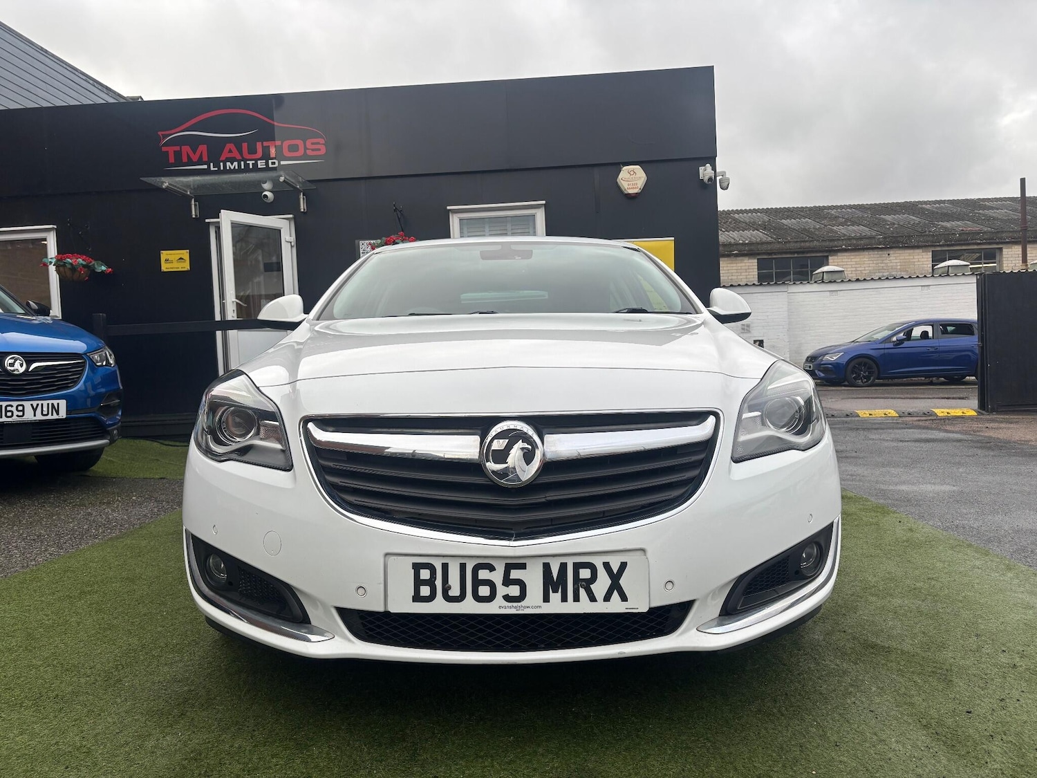 Used Vauxhall Insignia 2015 for sale - 76719622: Photo 3