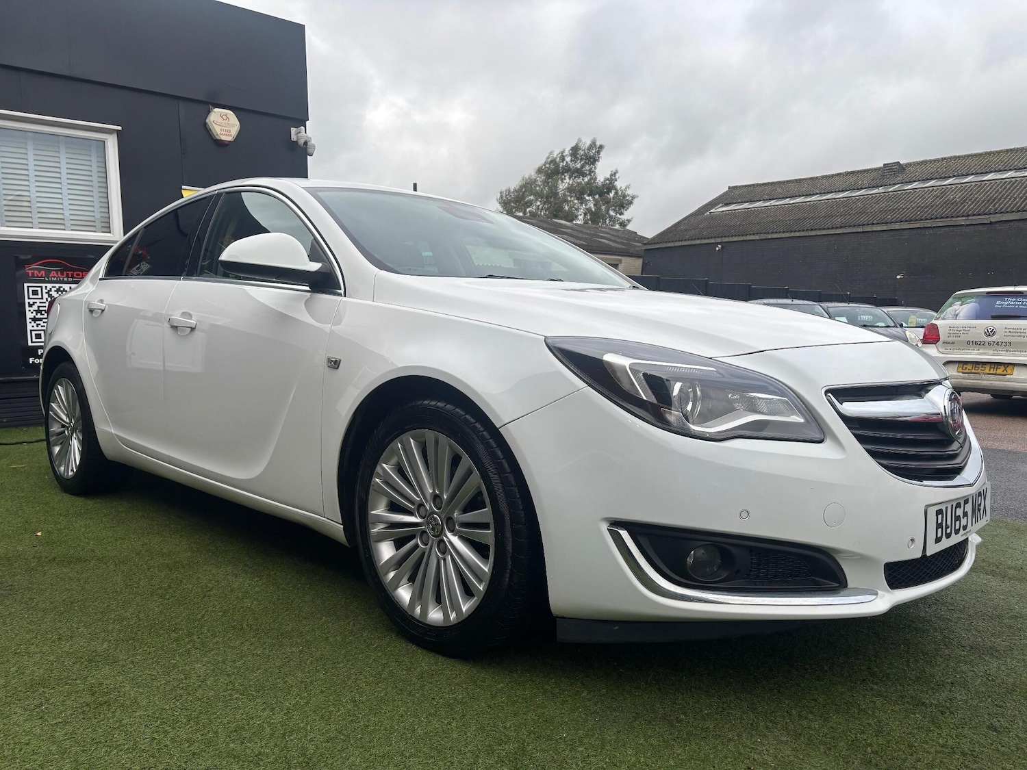 Used Vauxhall Insignia 2015 for sale - 76719622: Photo 4