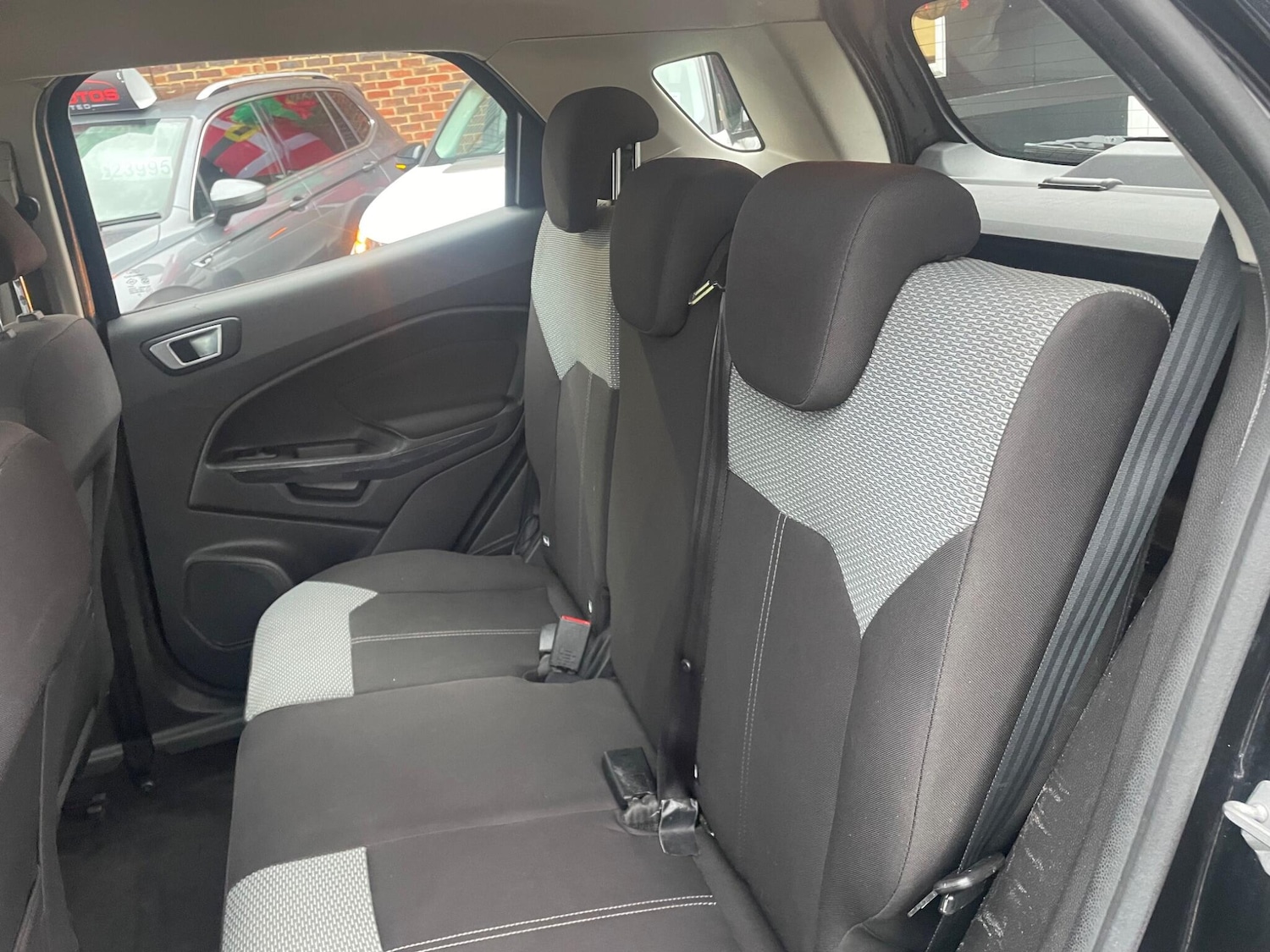 Used Ford Ecosport 2015 for sale - 77037491: Photo 20