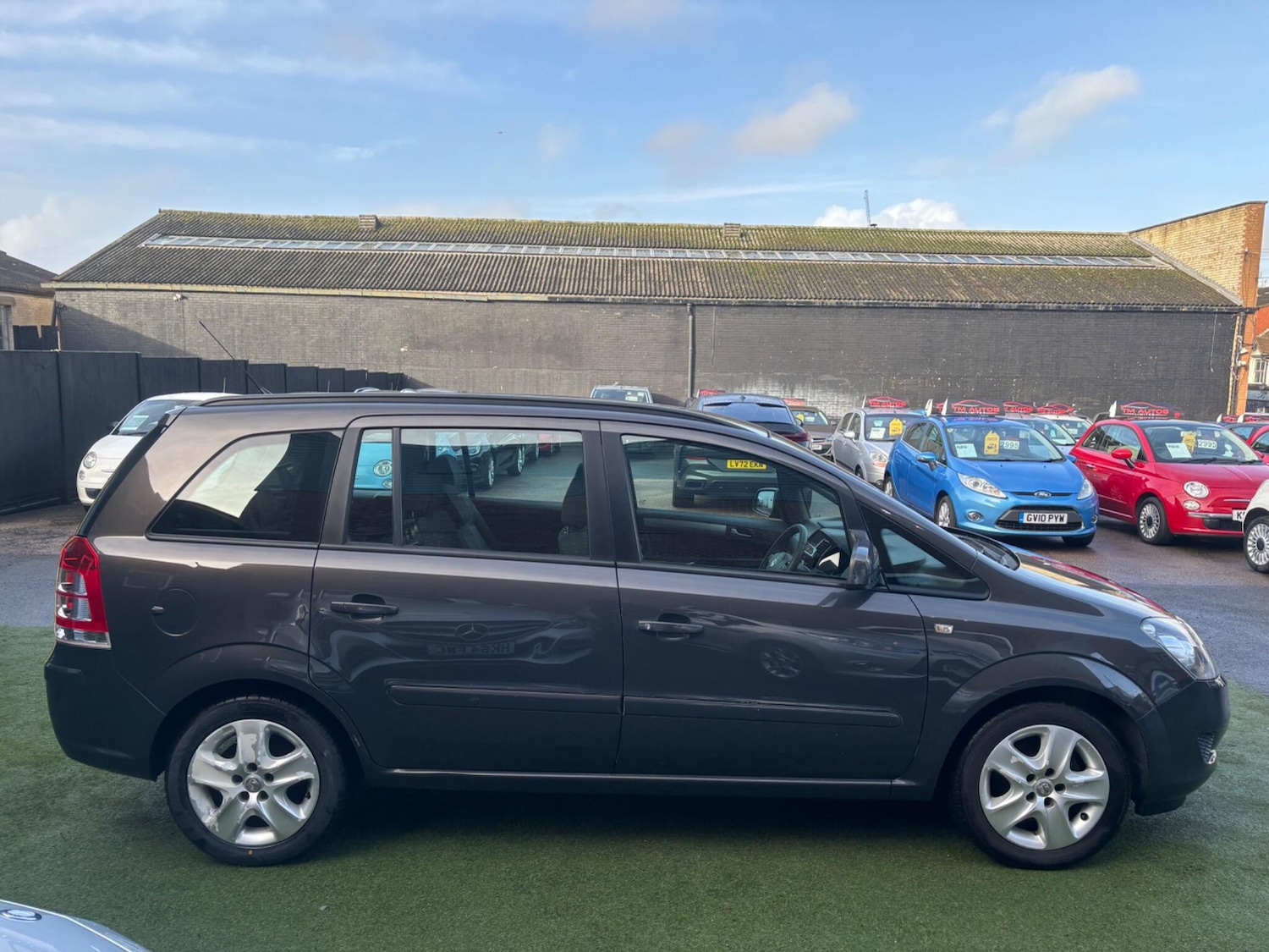 Used Vauxhall Zafira 2015 for sale - 77382100: Photo 5