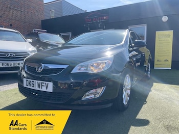 Used Vauxhall Astra 2011 for sale - 79143190: Photo