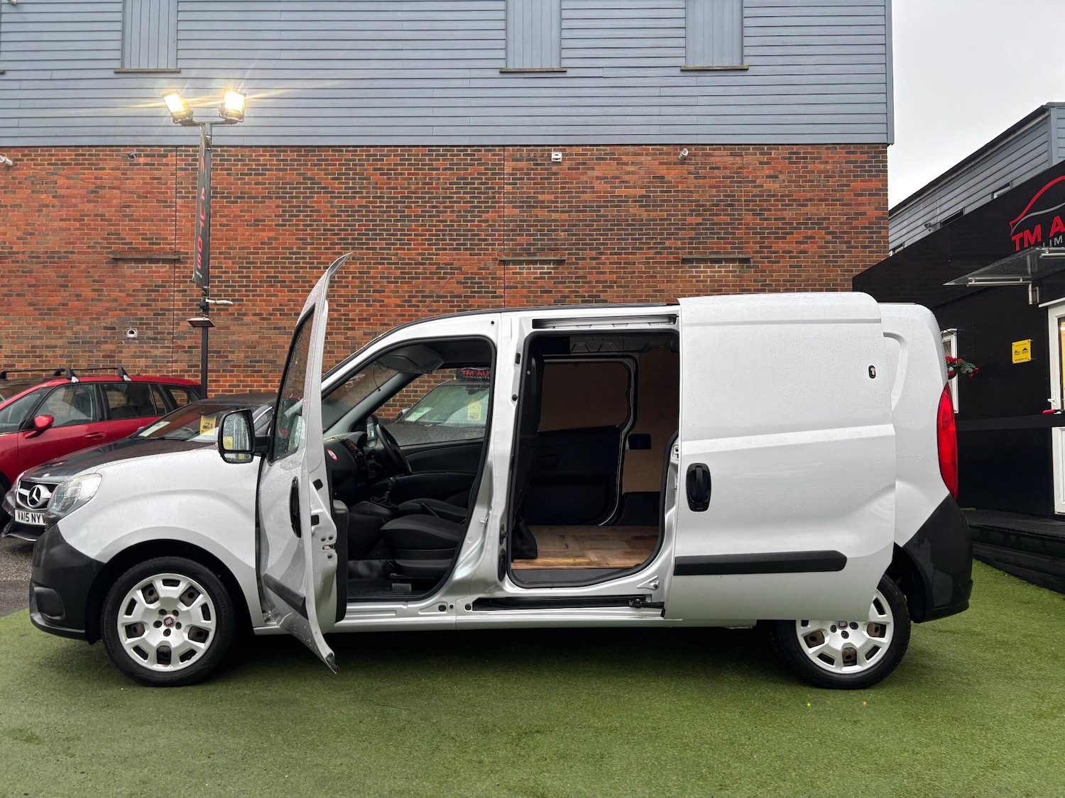 Used Fiat Doblo 2018 for sale - 77159434: Photo 15