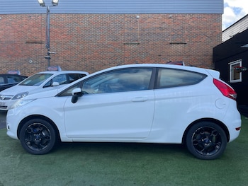Used Ford Fiesta 2012 for sale - 77570952: Photo