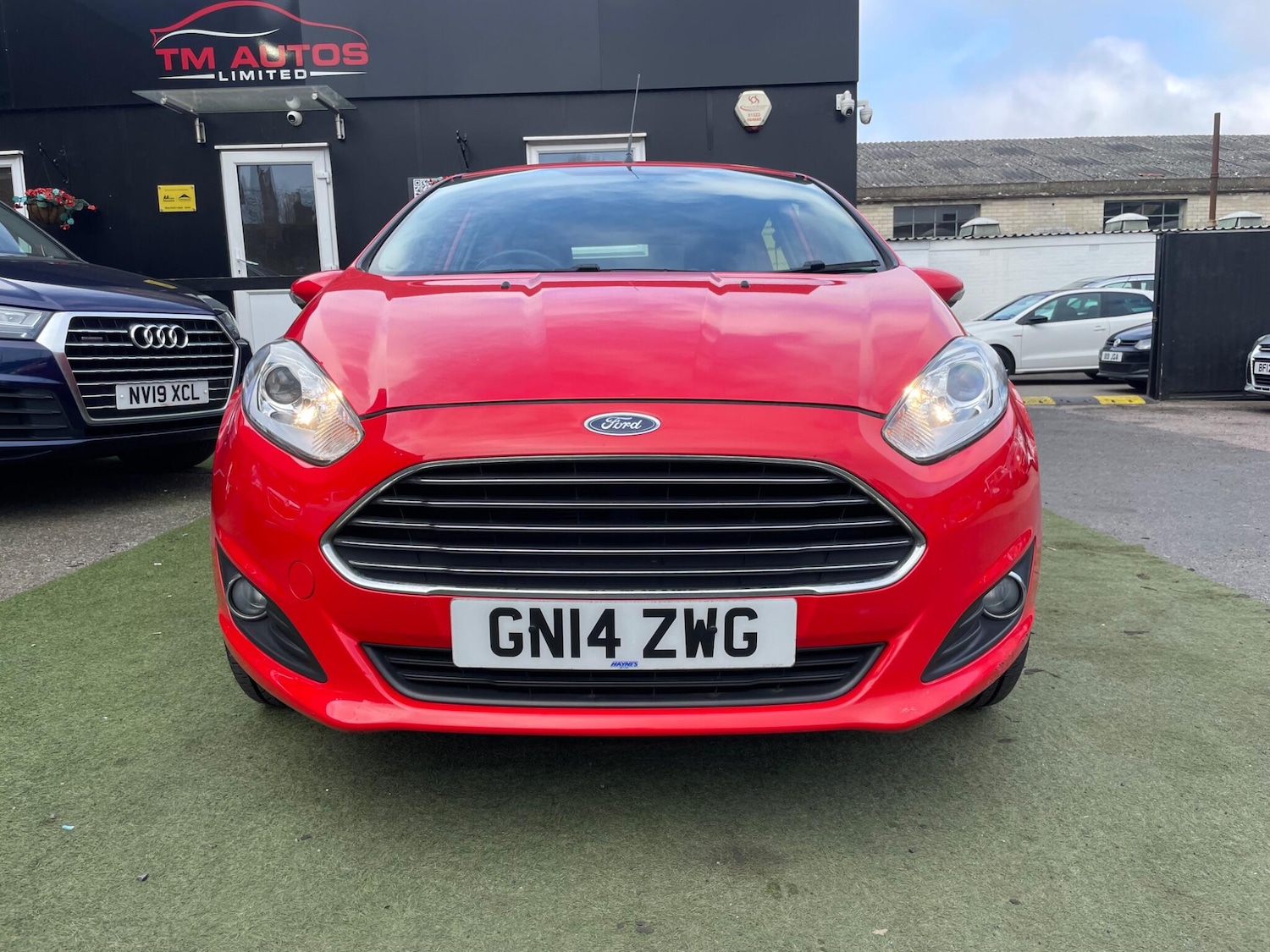 Used Ford Fiesta 2014 for sale - 77997683: Photo 2