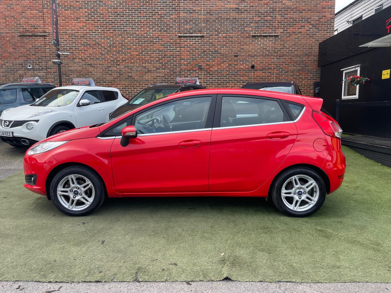 Used Ford Fiesta 2014 for sale - 77997683: Photo 4