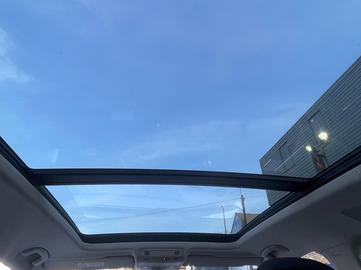 Used Volkswagen Tiguan 2019 for sale - 76949825: Photo 14