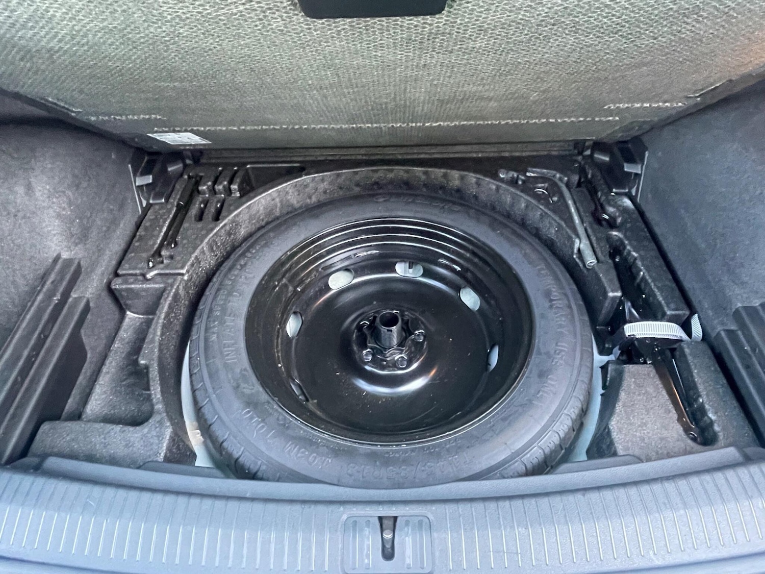 Used Volkswagen Tiguan 2019 for sale - 76949825: Photo 16