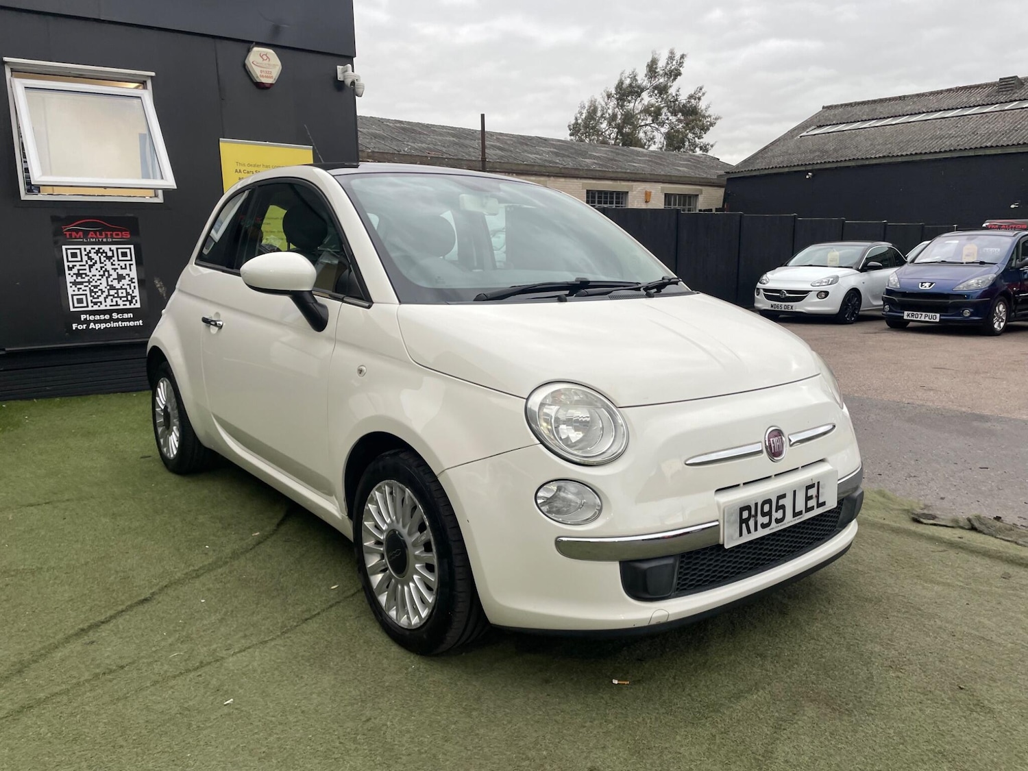 Used Fiat 500 2010 for sale - 78201533: Photo 5
