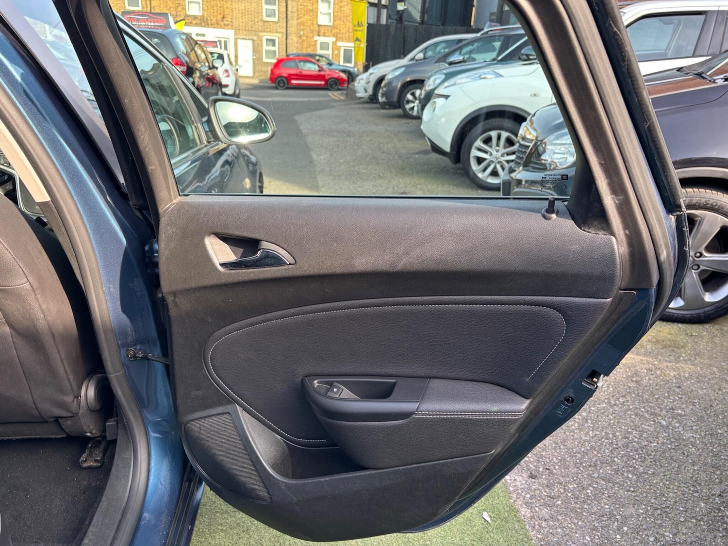 Used Vauxhall Astra 2013 for sale - 77966595: Photo 13