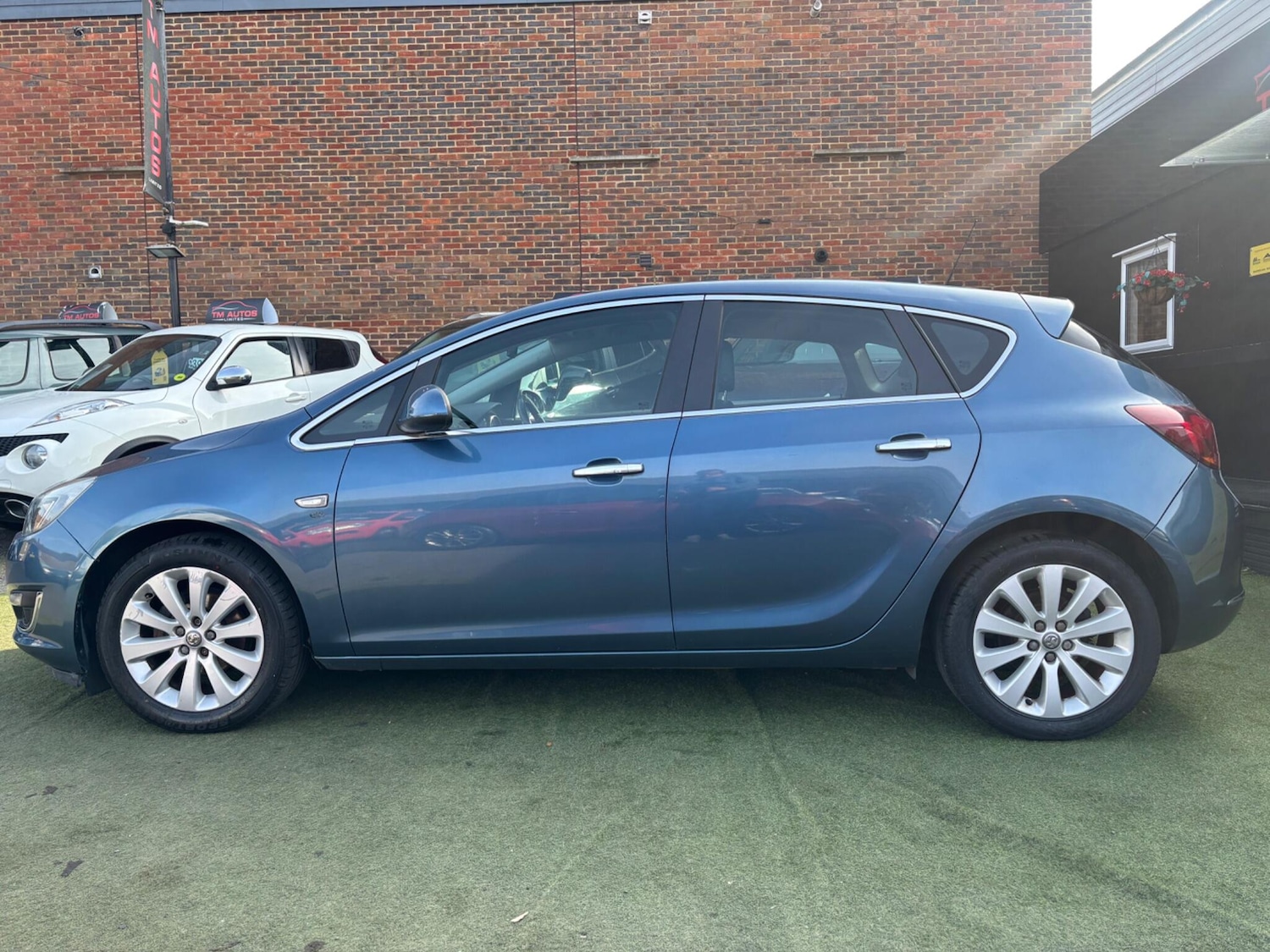 Used Vauxhall Astra 2013 for sale - 77966595: Photo 6