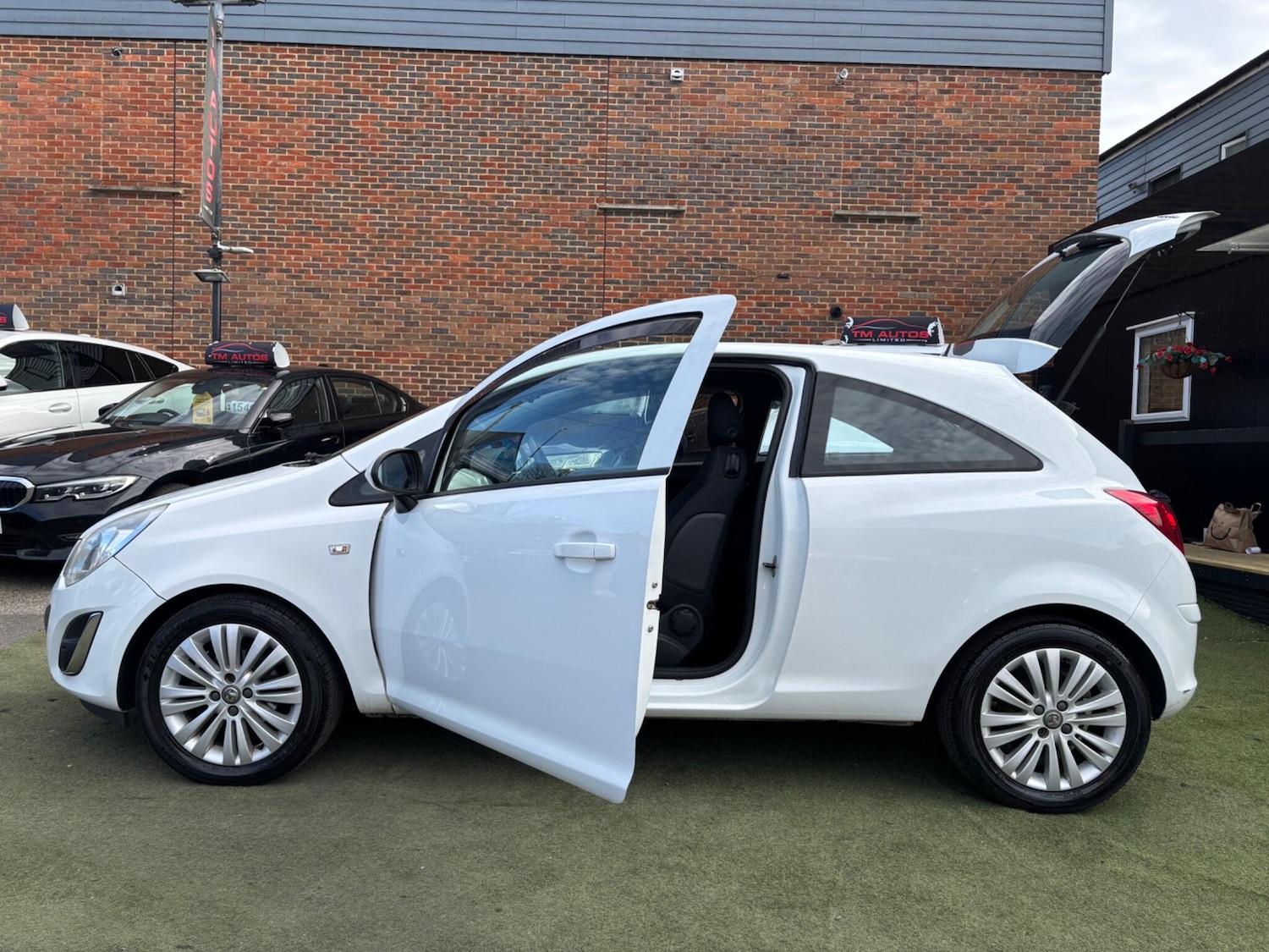 Used Vauxhall Corsa 2013 for sale - 78029057: Photo 11