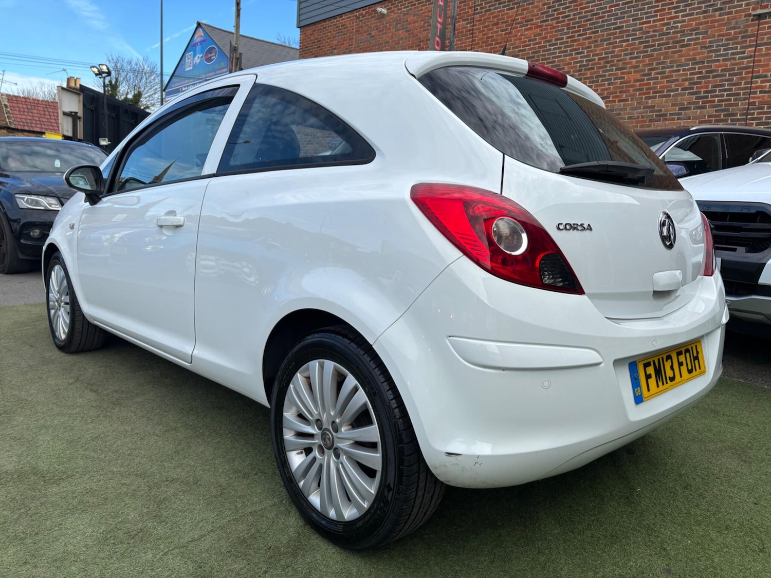 Used Vauxhall Corsa 2013 for sale - 78029057: Photo 8