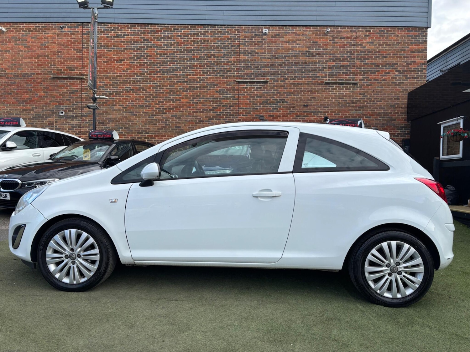 Used Vauxhall Corsa 2013 for sale - 78029057: Photo 9