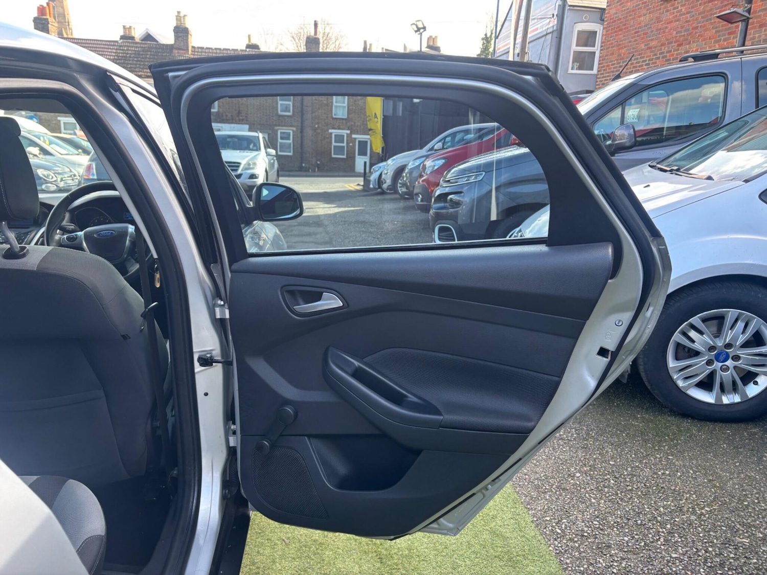 Used Ford Focus 2011 for sale - 77927509: Photo 13