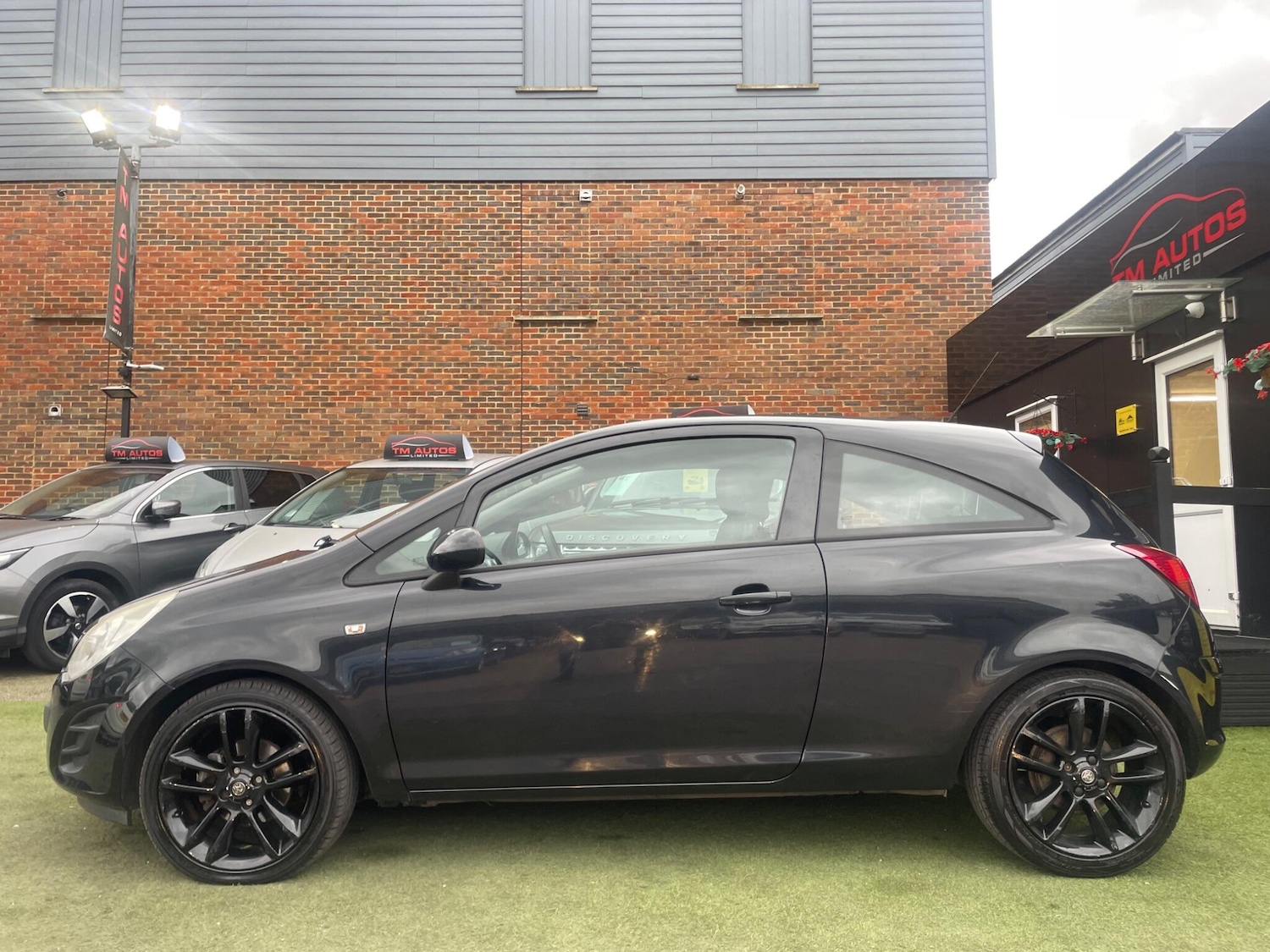 Used Vauxhall Corsa 2012 for sale - 77703271: Photo 8