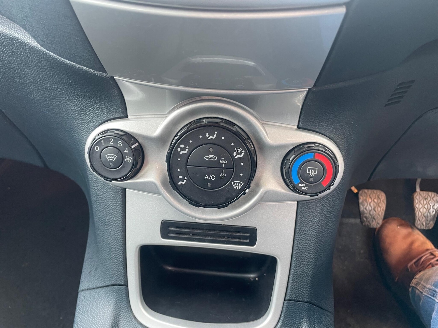 Used Ford Fiesta 2012 for sale - 77118147: Photo 19