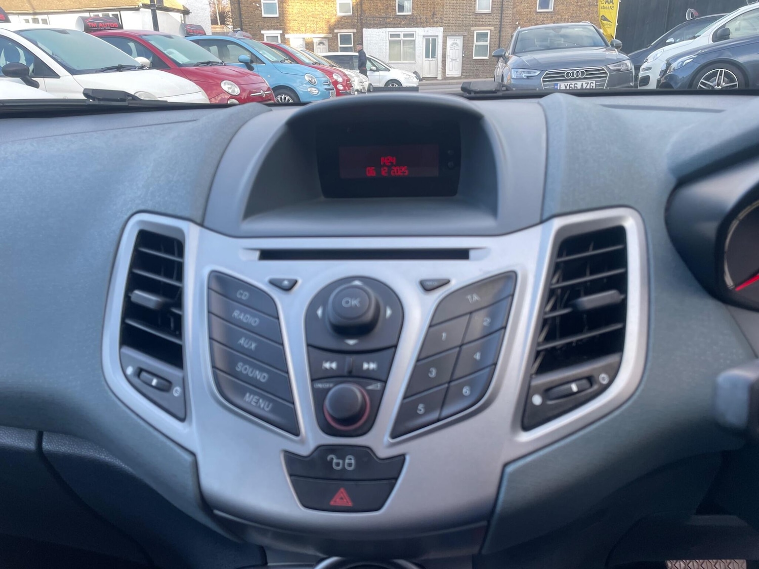 Used Ford Fiesta 2009 for sale - 77118149: Photo 19