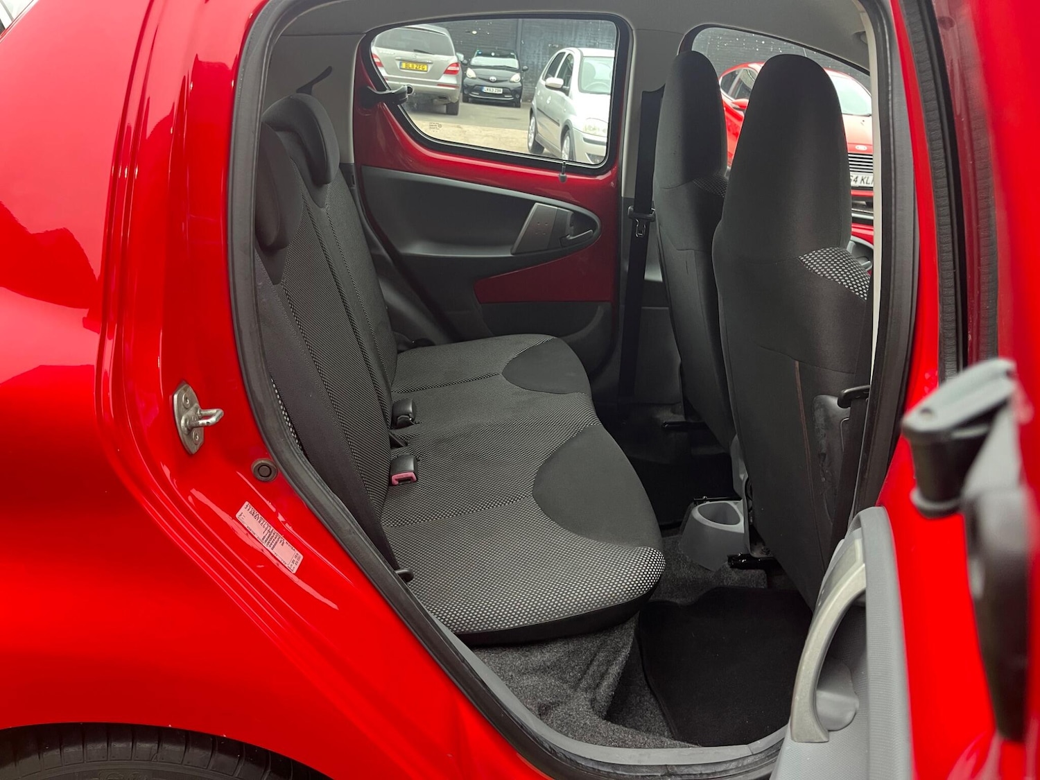 Used Toyota AYGO 2011 for sale - 76508861: Photo 15