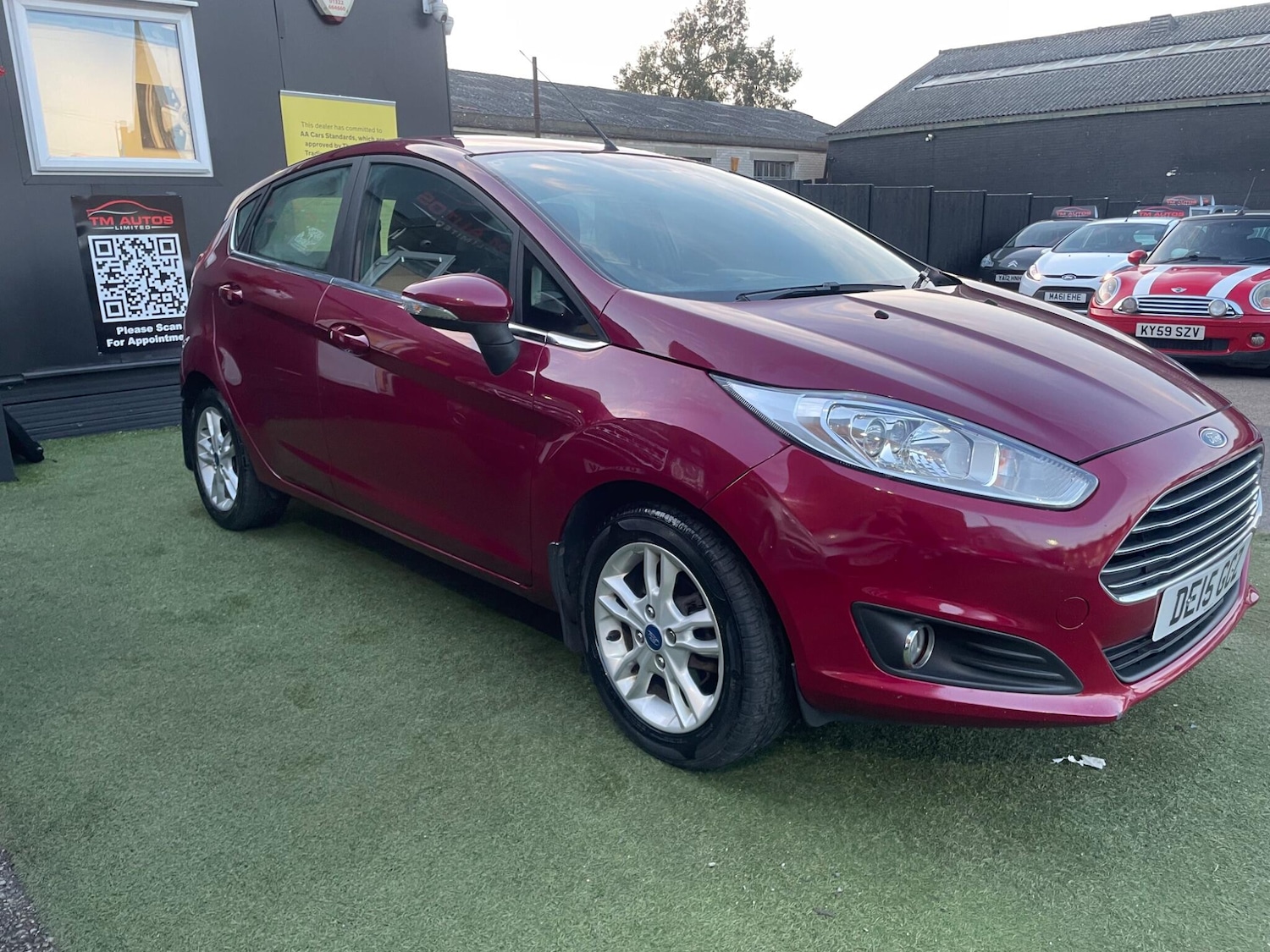 Used Ford Fiesta 2015 for sale - 77747419: Photo 3