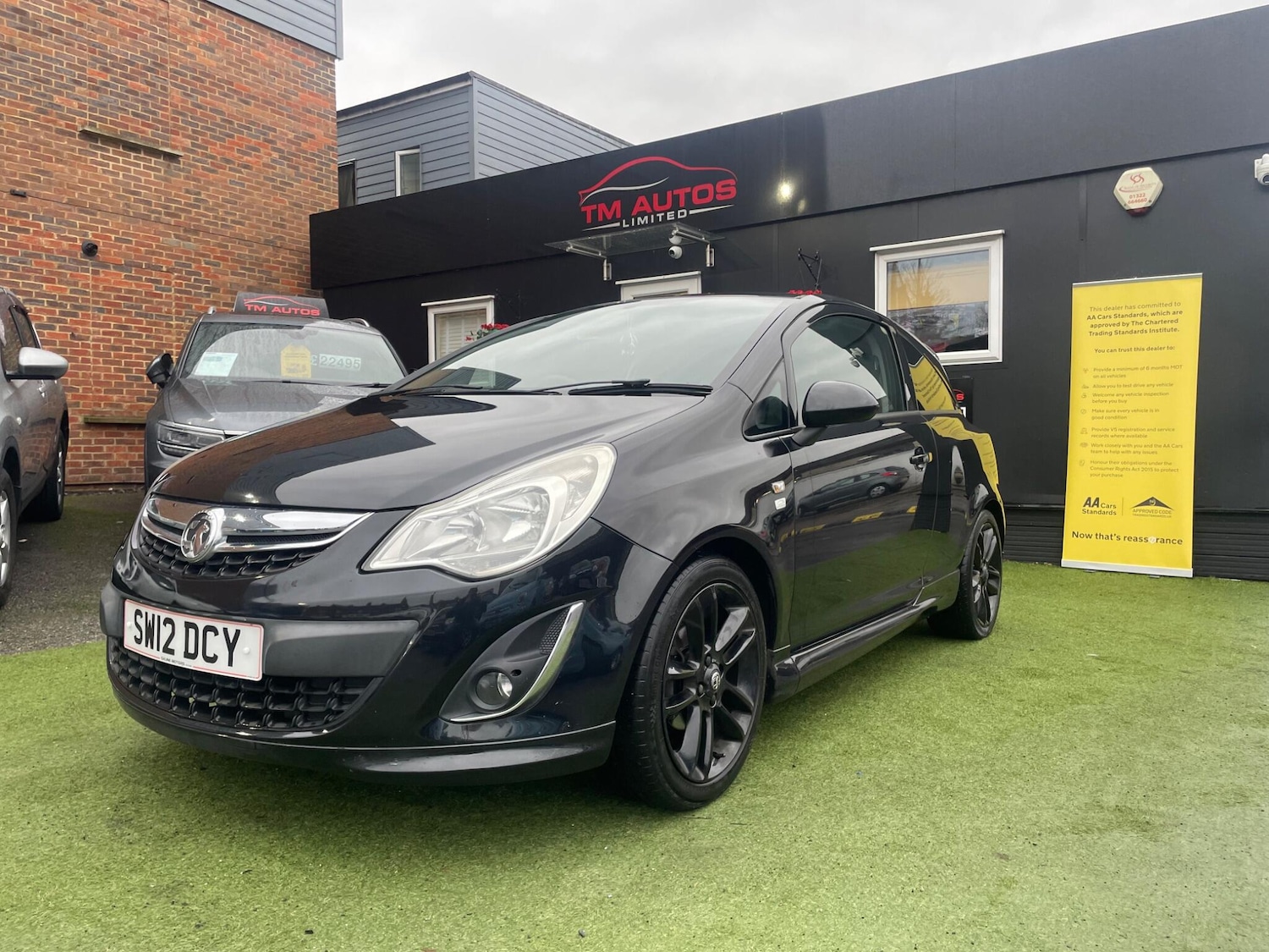 Used Vauxhall Corsa 2012 for sale - 77805001: Photo 2