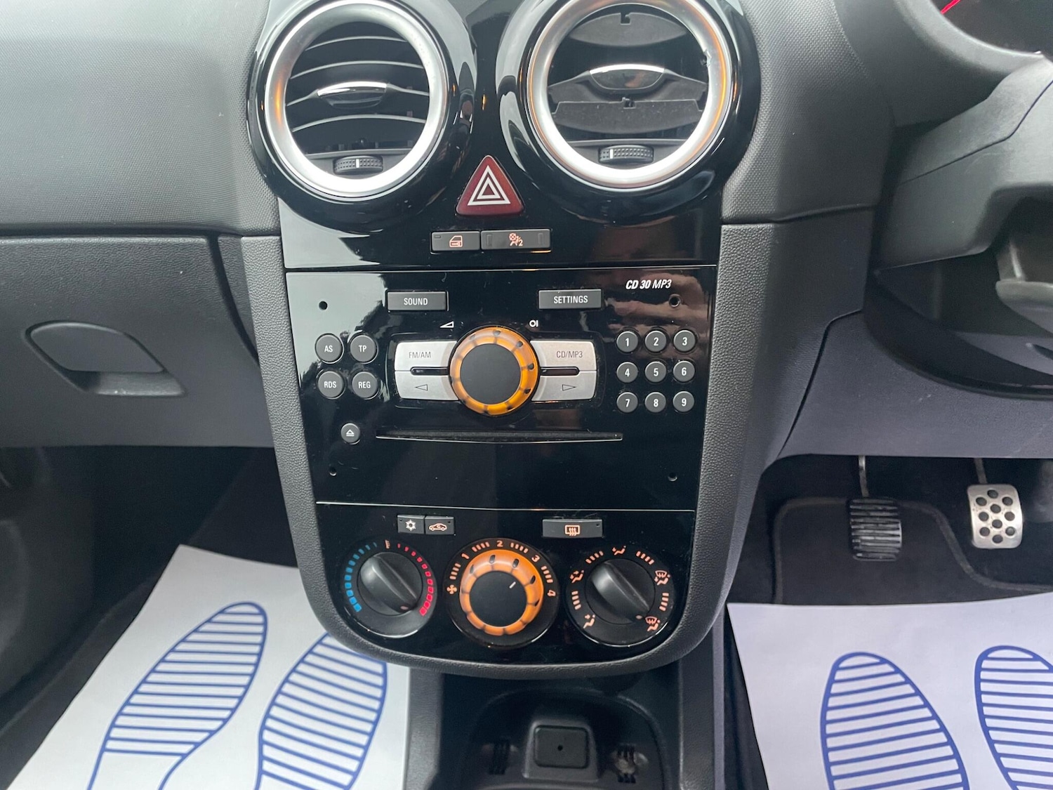 Used Vauxhall Corsa 2012 for sale - 77805001: Photo 25