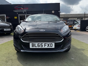 Used Ford Fiesta 2015 for sale - 79289785: Photo